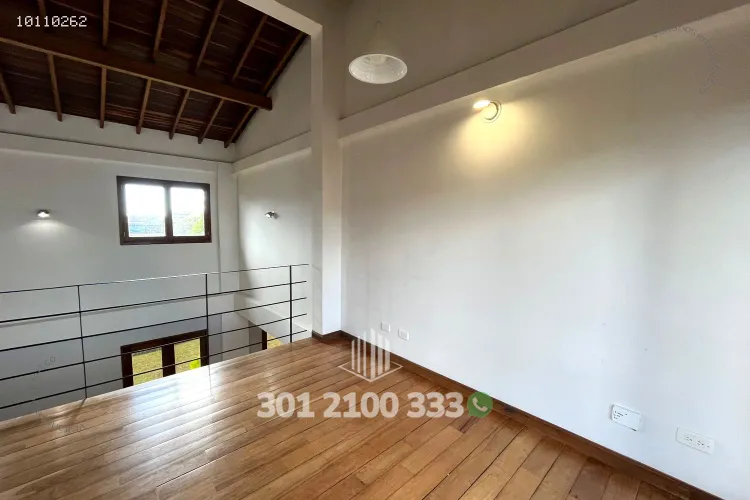 Casa de 3 alcobas en venta en Loma Del Escobero, El Retiro, 210 m² · foto 12 de 24