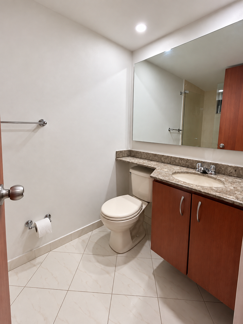 Apartamento de 3 alcobas en arriendo en Lagos De Torca, Bogotá, 83 m² · foto 10 de 16
