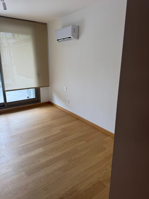 APTO EN ALQUILER, ELEGANCIA MODERNA EN UN DISEÑO SOBRIO. · Photo 8