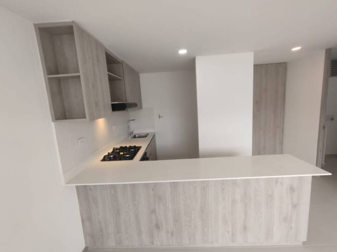 Apartamento de 3 alcobas en arriendo en Simon Bolivar, Itagüí, 83 m² · foto 4 de 24