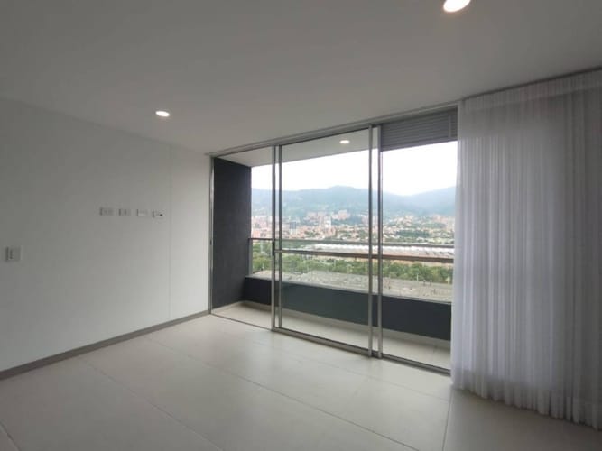 Apartamento de 3 alcobas en arriendo en Simon Bolivar, Itagüí, 83 m² · foto 8 de 24
