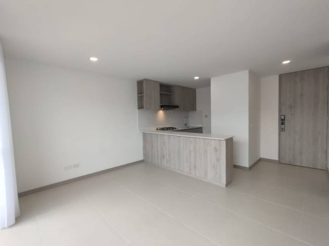 Apartamento de 3 alcobas en arriendo en Simon Bolivar, Itagüí, 83 m² · foto 10 de 24