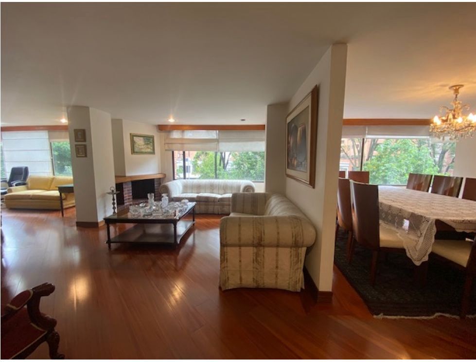 Apartamento en venta en Chico Norte, Bogotá · foto 1 de 16