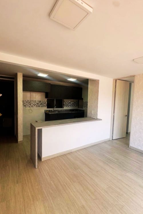 Apartamento de 2 alcobas en venta en Las Palmas, Ricaurte, 53 m² · foto 3 de 20