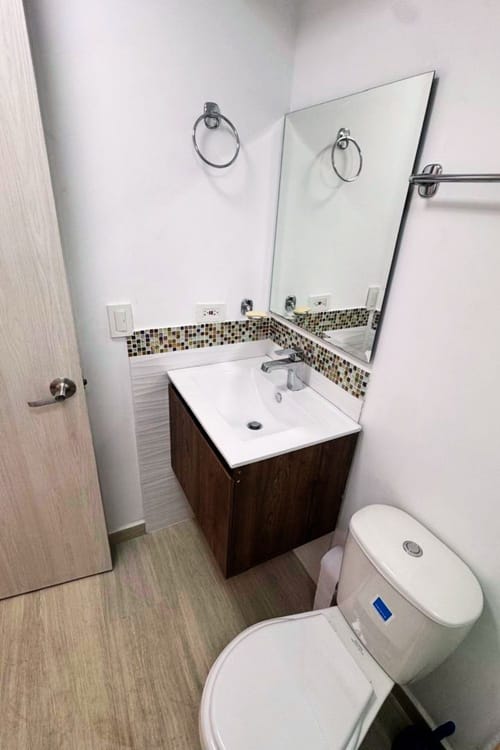 Apartamento de 2 alcobas en venta en Las Palmas, Ricaurte, 53 m² · foto 15 de 20