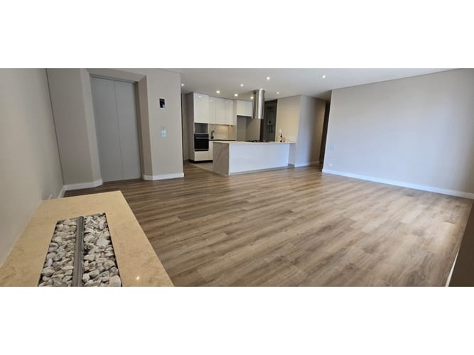 Apartamento de 3 alcobas en arriendo en Cerros De Suba, Bogotá, 172 m² · foto 2 de 24