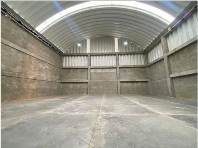 Bodega en arriendo en Actividad Multiple, Copacabana, 638 m² · foto 2 de 11