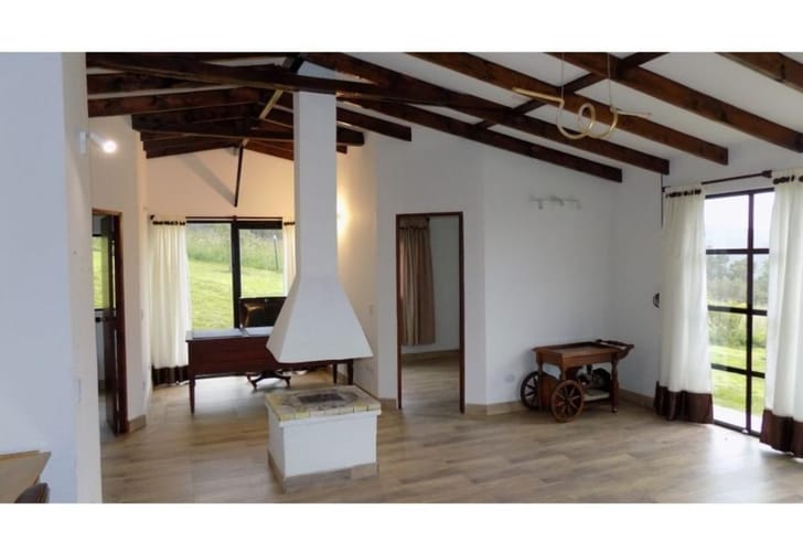 Casa de 5 alcobas en arriendo en Samaria, Chía, 180 m² · foto 5 de 22