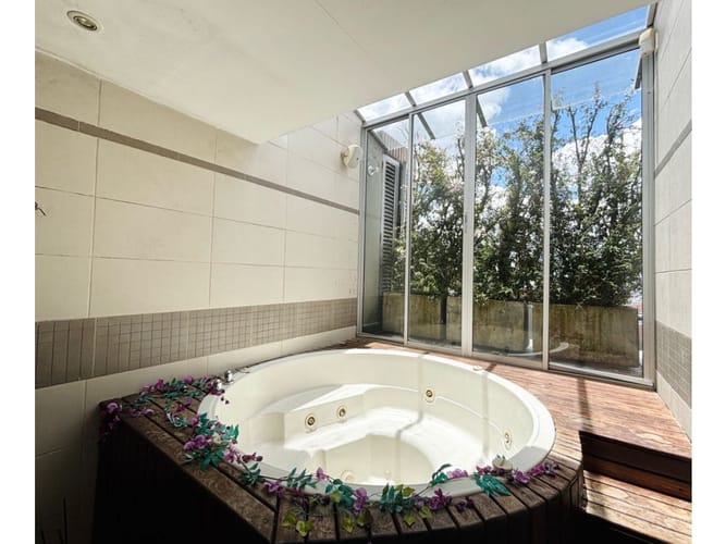 Apartamento de 5 alcobas en venta en Chapinero, Bogotá, 463 m² · foto 17 de 20