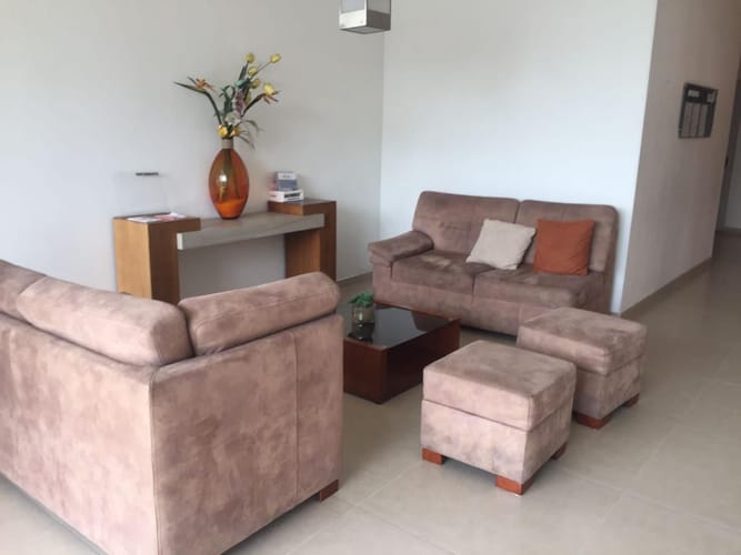 Apartamento de 2 alcobas en venta en Lagos I, Floridablanca, 68 m² · foto 8 de 13