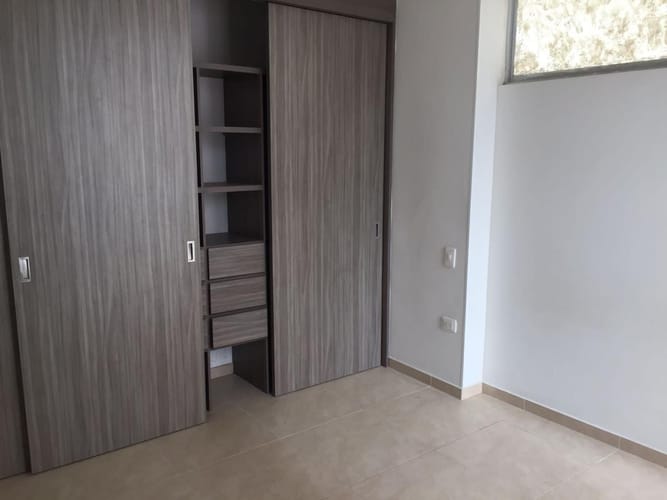 Apartamento de 2 alcobas en venta en Lagos I, Floridablanca, 68 m² · foto 9 de 13
