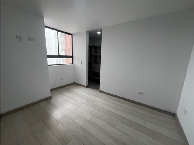 Apartamento de 3 alcobas en arriendo en El Carmelo Ii, Sabaneta, 85 m² · foto 7 de 20