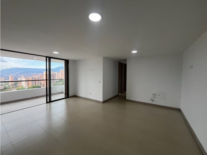 Apartamento de 3 alcobas en arriendo en El Carmelo Ii, Sabaneta, 85 m² · foto 16 de 20