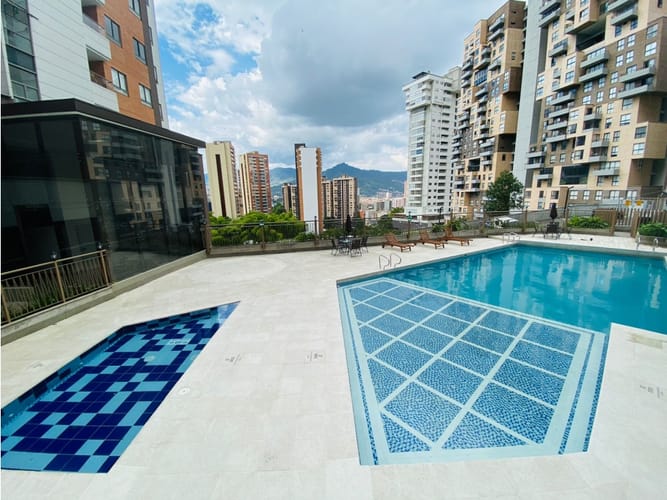 Apartamento de 3 alcobas en arriendo en El Carmelo Ii, Sabaneta, 85 m² · foto 18 de 20