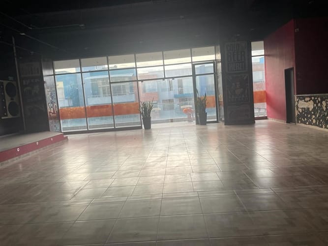 Local en venta en Jordan, Ibagué, 251 m² · foto 6 de 9