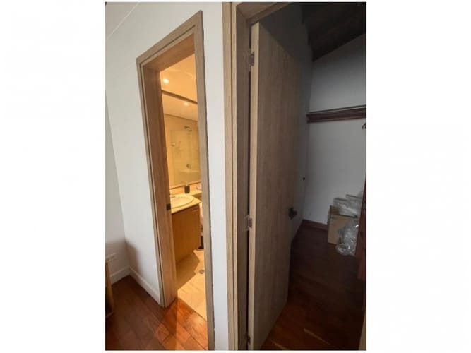 Casa de 5 alcobas en venta en La Sebastiana, Envigado, 408 m² · foto 8 de 17