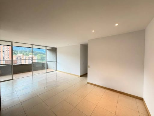 Apartamento de 3 alcobas en arriendo en Vegas De San Jose, Sabaneta, 90 m² · foto 9 de 19