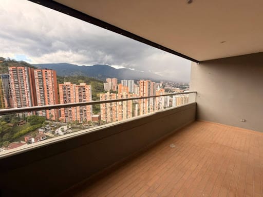 Apartamento de 3 alcobas en arriendo en Vegas De San Jose, Sabaneta, 90 m² · foto 16 de 19
