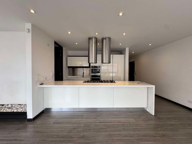 Apartamento de 3 alcobas en venta en Barrios Unidos, Bogotá, 203 m² · foto 4 de 16