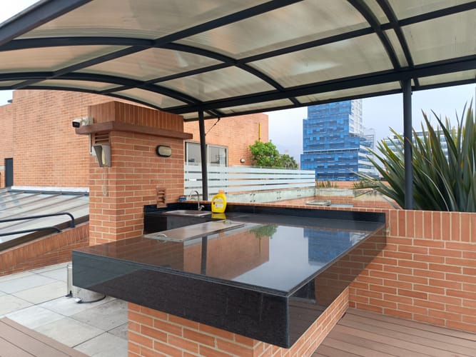 Apartaestudio en venta en Chicó Navarra, Bogotá, 58 m² · foto 12 de 18