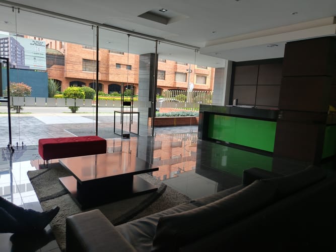 Apartaestudio en venta en Chicó Navarra, Bogotá, 58 m² · foto 15 de 18