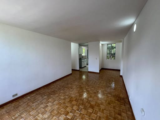 Apartamento de 3 alcobas en arriendo en Patio Bonito, Medellín, 84 m² · foto 6 de 12