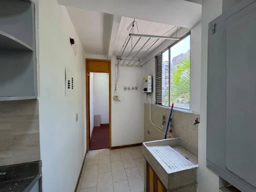 Apartamento de 3 alcobas en arriendo en Patio Bonito, Medellín, 84 m² · foto 11 de 12