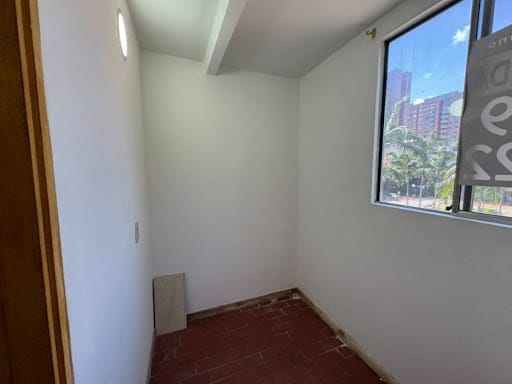 Apartamento de 3 alcobas en arriendo en Patio Bonito, Medellín, 84 m² · foto 12 de 12