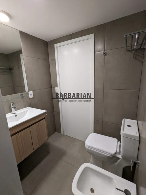 ALQUILER MONOAMBIENTE CON PATIO EN CORDÓN! · Photo 3