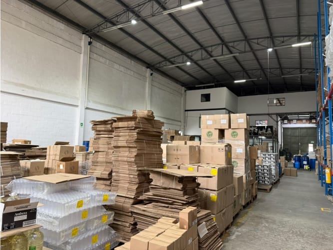 Bodega en arriendo en La Tablaza, La Estrella, 825 m² · foto 6 de 7