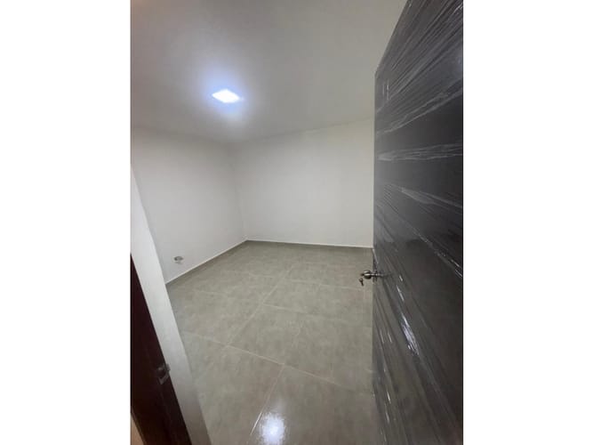Casa de 6 alcobas en venta en San Carlos, Cali, 140 m² · foto 3 de 14