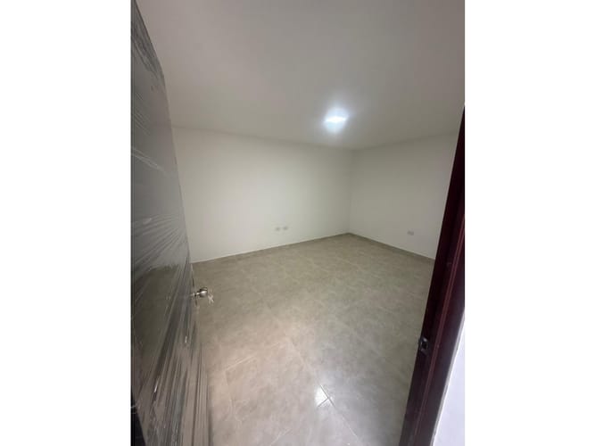 Casa de 6 alcobas en venta en San Carlos, Cali, 140 m² · foto 8 de 14