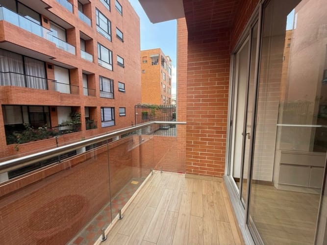 Apartamento de 2 alcobas en venta en Chico Norte, Bogotá, 86 m² · foto 6 de 24