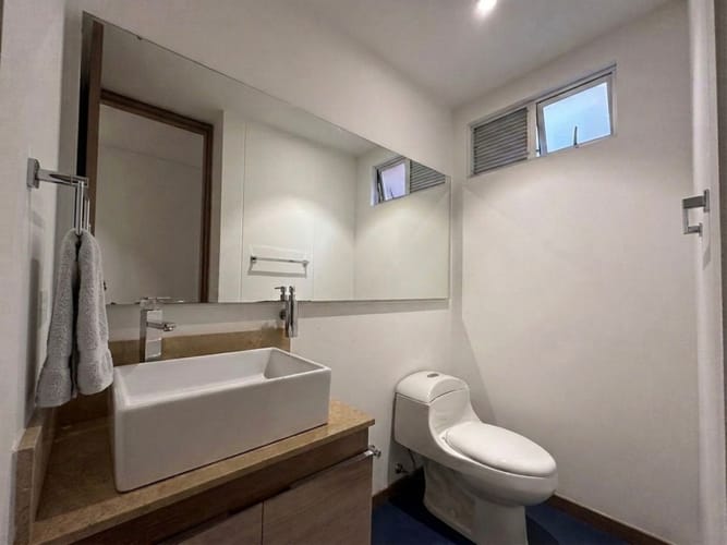 Apartamento de 2 alcobas en venta en Chico Norte, Bogotá, 86 m² · foto 7 de 24