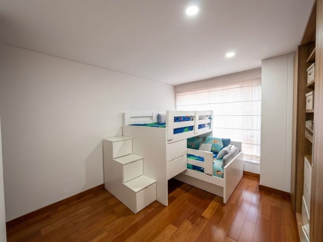 Apartamento de 2 alcobas en venta en Chico Norte, Bogotá, 86 m² · foto 9 de 24