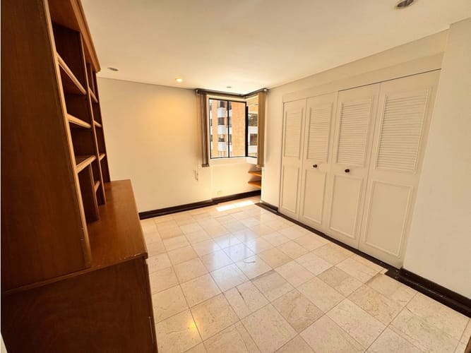 Apartamento de 3 alcobas en venta en El Poblado, Medellín, 107 m² · foto 11 de 15