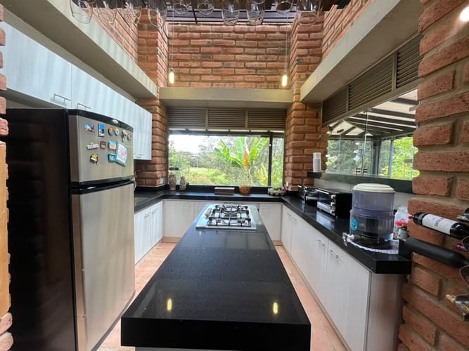 Casa de 3 alcobas en venta en Las Palmas, Envigado, 285 m² · foto 6 de 20