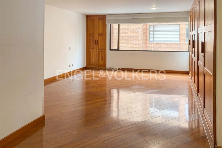 Apartamento en venta en Chico Norte, Bogotá · foto 6 de 13