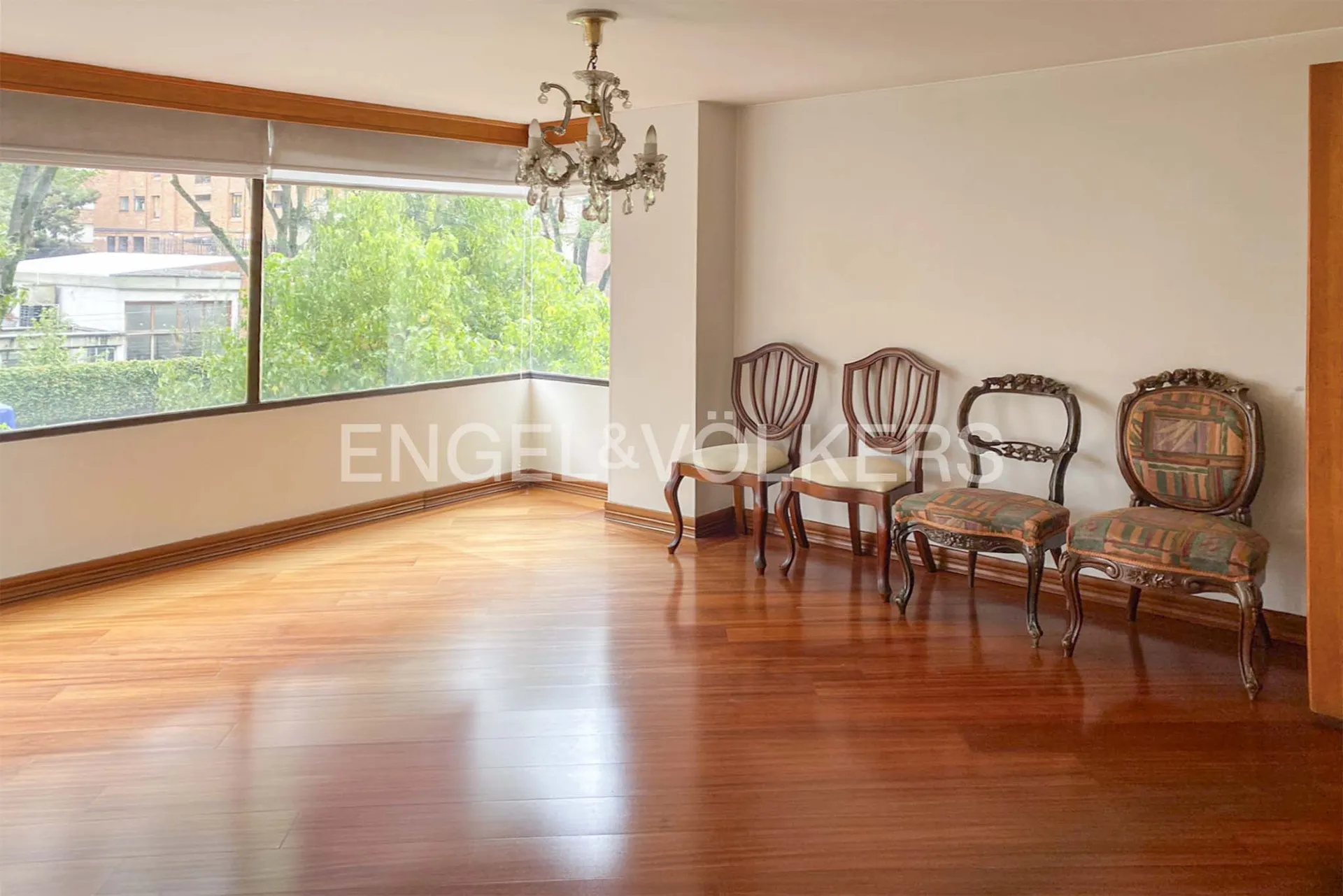 Apartamento en venta en Chico Norte, Bogotá · foto 3 de 13