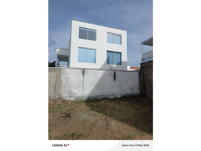 Casa de 6 alcobas en venta en Las Mercedes, Jamundí, 300 m² · foto 7 de 24