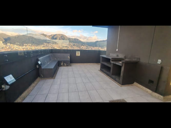 Apartamento de 3 alcobas en venta en Ricaurte, Bogotá, 79 m² · foto 14 de 23