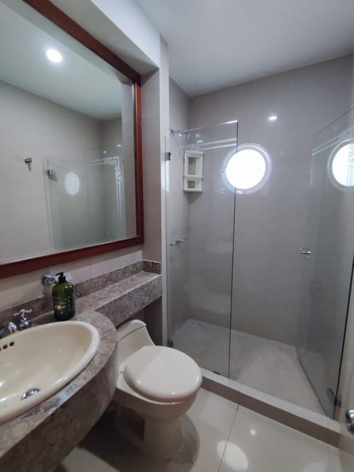 Casa de 5 alcobas en venta en Girardot, Girardot, 400 m² · foto 5 de 15