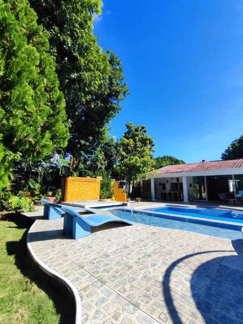Casa de 5 alcobas en venta en Girardot, Girardot, 400 m² · foto 15 de 15
