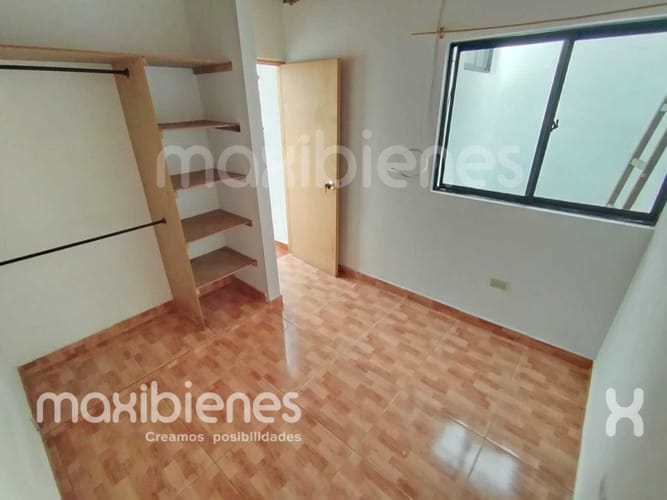 Casa de 4 alcobas en arriendo en Pajarito, Medellín, 75 m² · foto 3 de 17