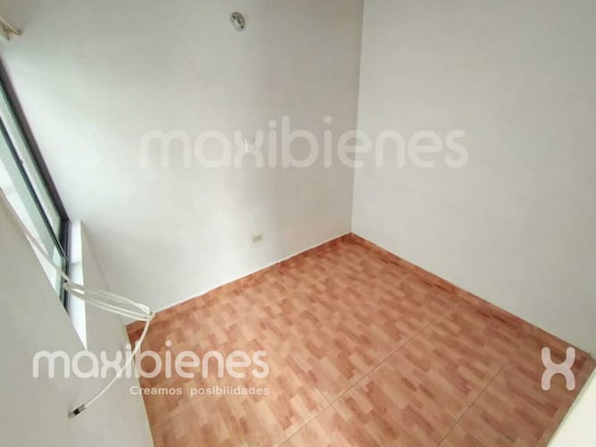 Casa de 4 alcobas en arriendo en Pajarito, Medellín, 75 m² · foto 4 de 17