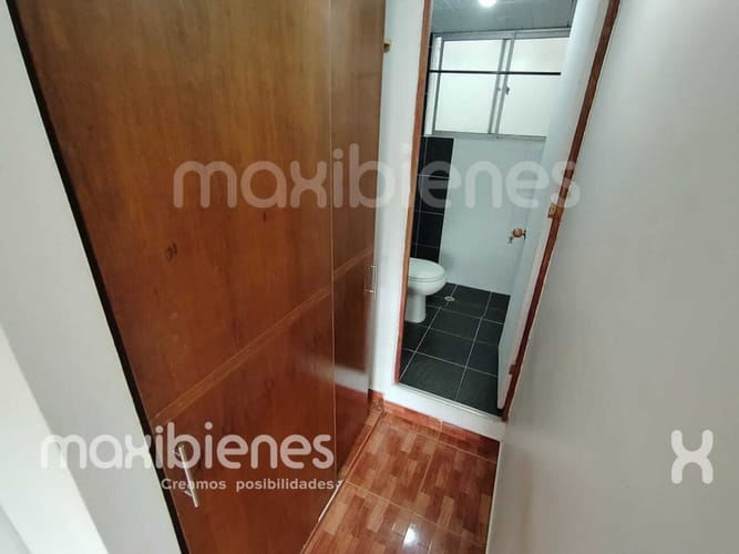 Casa de 4 alcobas en arriendo en Pajarito, Medellín, 75 m² · foto 9 de 17