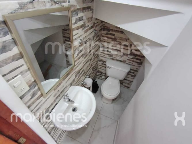 Casa de 4 alcobas en arriendo en Pajarito, Medellín, 75 m² · foto 14 de 17