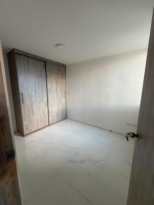 Apartamento de 3 alcobas en venta en Sabanitas, Dosquebradas, 53 m² · foto 9 de 10