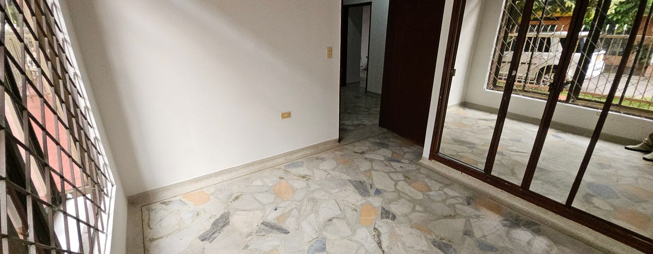 Casa de 5 alcobas en venta en La Independencia, Neiva, 217 m² · foto 6 de 24