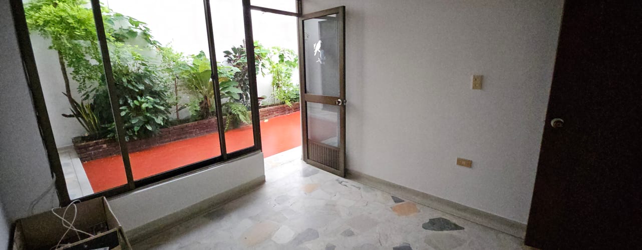 Casa de 5 alcobas en venta en La Independencia, Neiva, 217 m² · foto 9 de 24